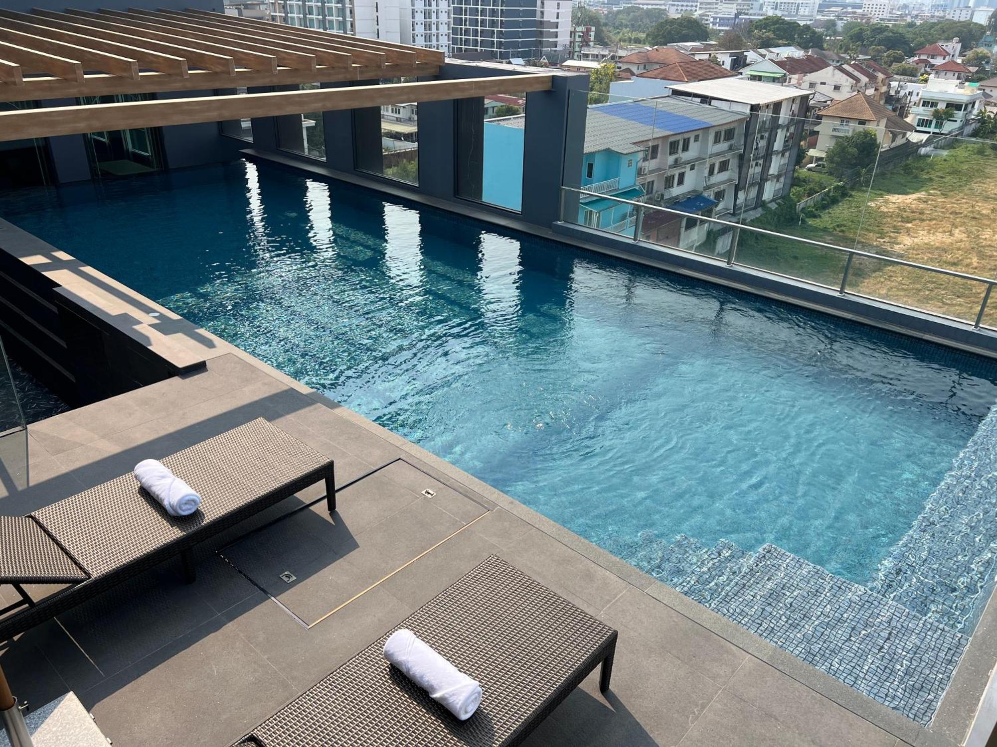 Arni Skye Hotel Bangkok Exteriér fotografie
